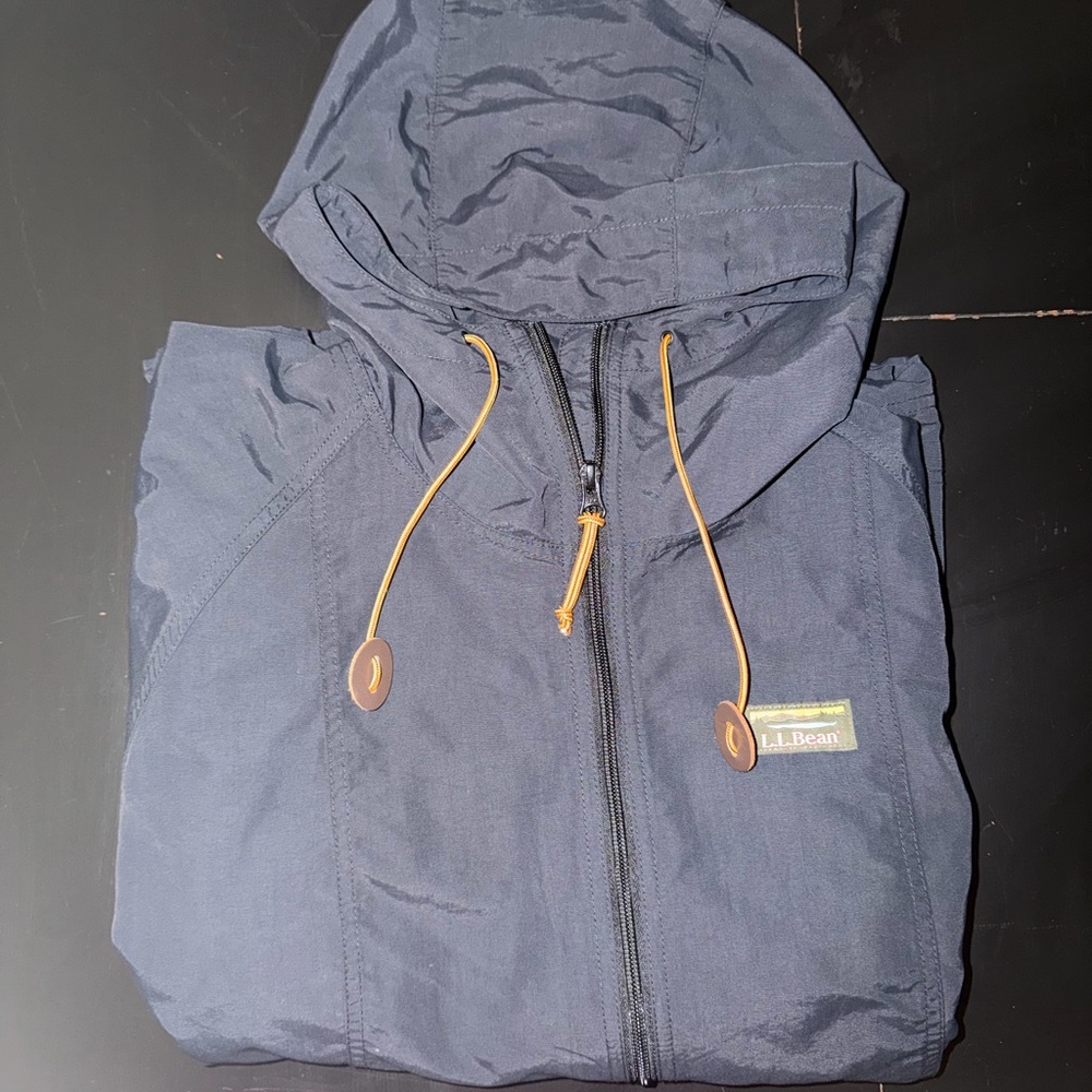 L.L. Bean Black Mountain Anorak Hooded Windbreaker